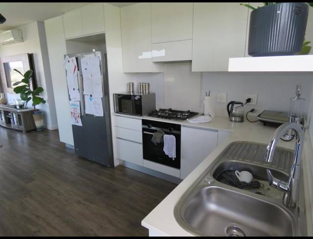 2 BEDROOM APARTMENT FOR SALE IN STEYN CITY